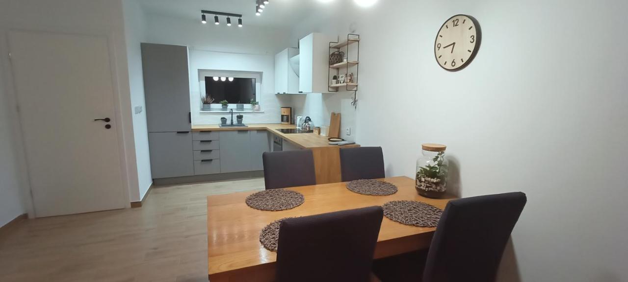Dom Nad Jeziorem Widokowka Ferienhaus Żywiec