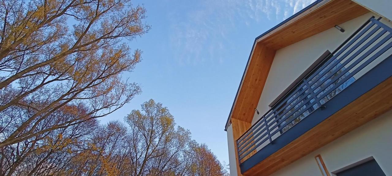 Dom Nad Jeziorem Widokowka Ferienhaus *
