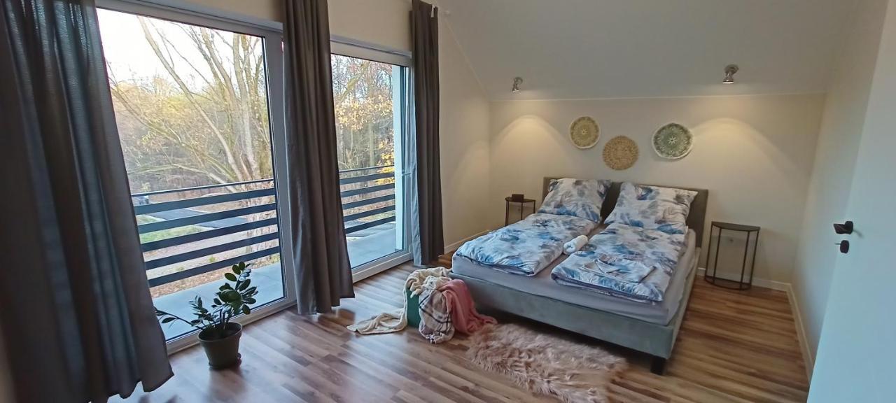Dom Nad Jeziorem Widokowka Ferienhaus *
