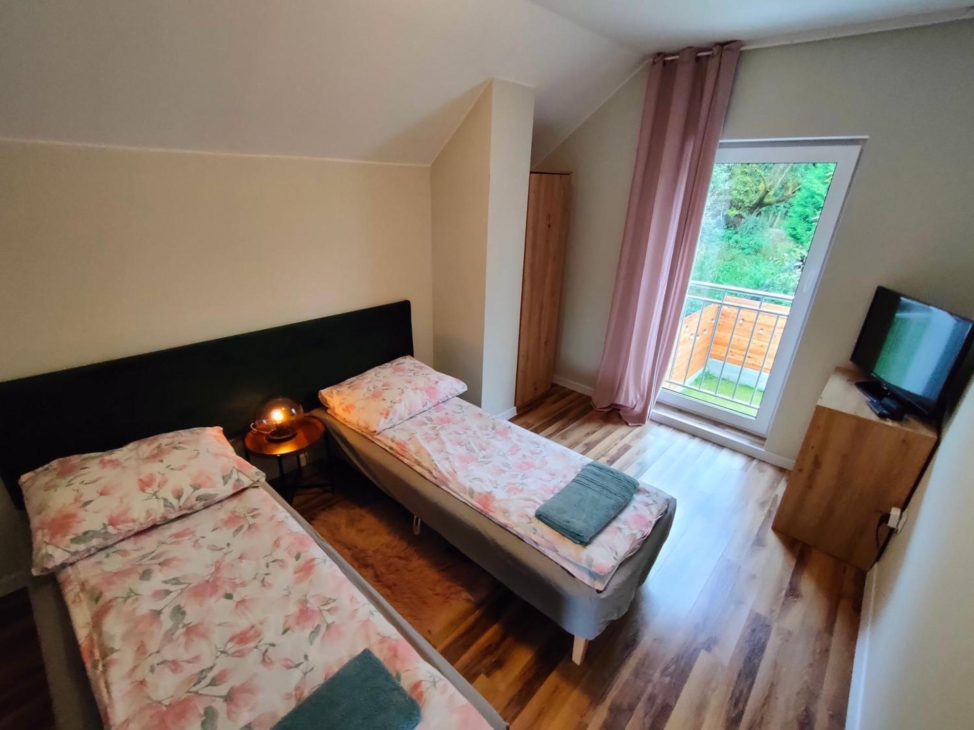 Dom Nad Jeziorem Widokowka Ferienhaus *